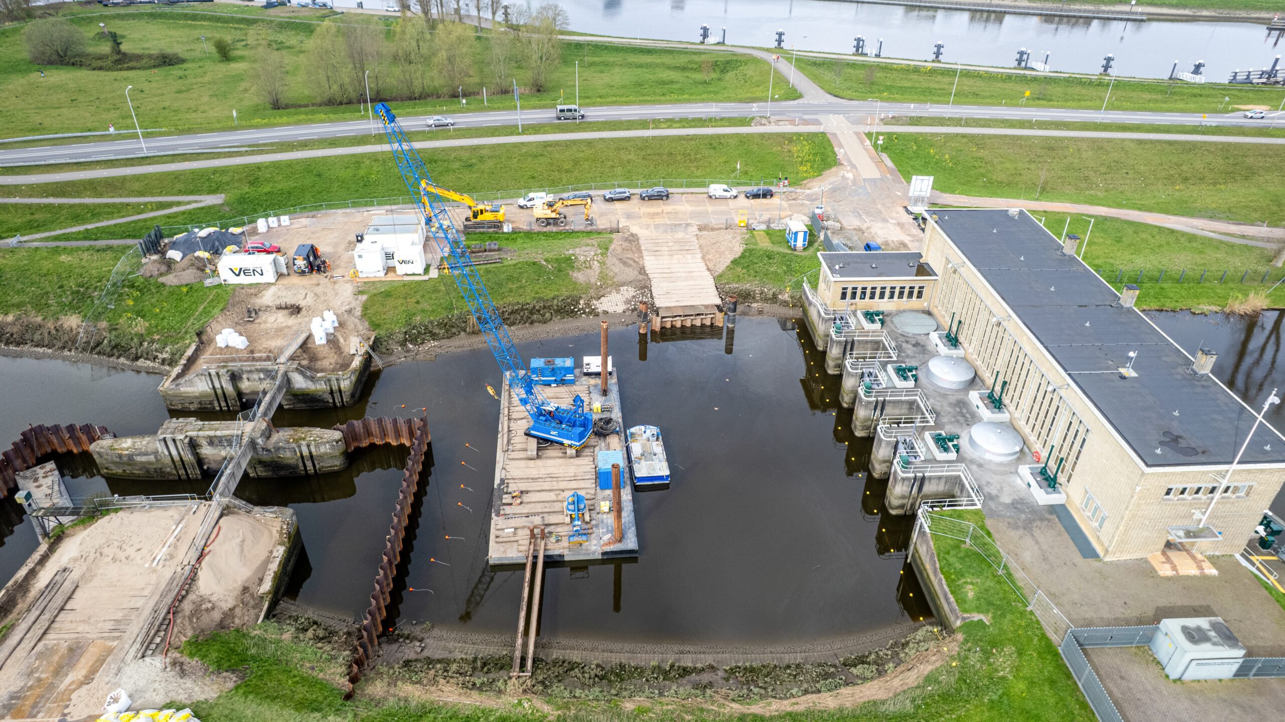 Luchtfoto van de Keersluis en het werkterrein