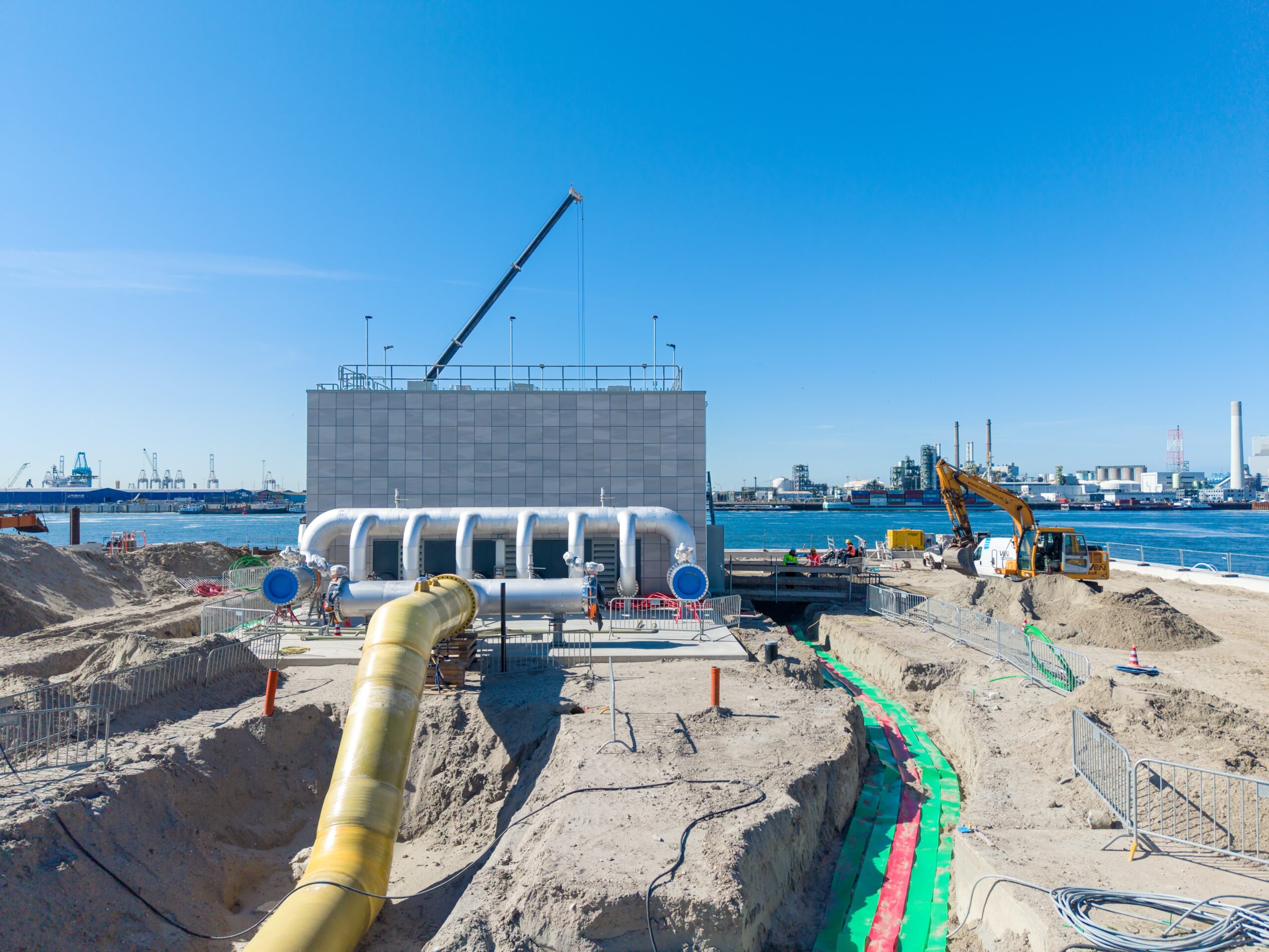 Porthos in de haven van Rotterdam